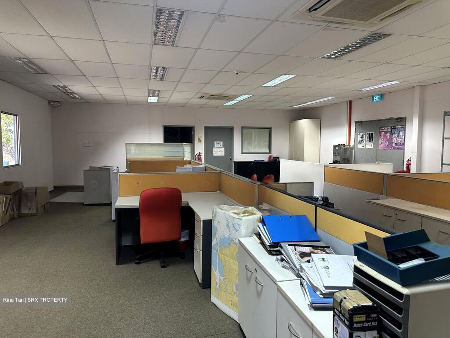 Jalan Pesawat (D22), Office #501018571